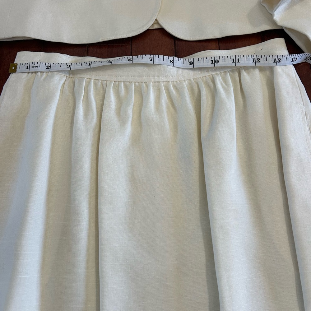 Evan Picone Cream Blazer & Skirt Set Size 10 - Picture 6 of 10
